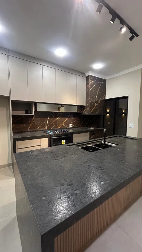 Comprar Casa / Padr&atilde;o em S&atilde;o Jos&eacute; do Rio Preto R$ 580.000,00 - Foto 10