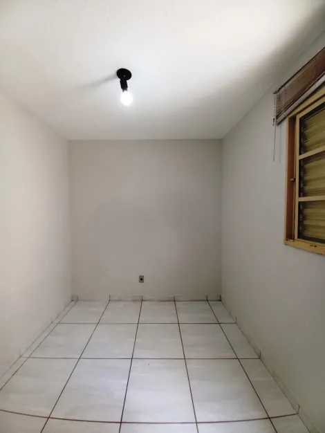 Alugar Apartamento / Padr&atilde;o em S&atilde;o Jos&eacute; do Rio Preto R$ 1.300,00 - Foto 8