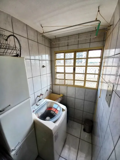 Alugar Apartamento / Padr&atilde;o em S&atilde;o Jos&eacute; do Rio Preto R$ 1.300,00 - Foto 16