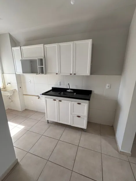 Alugar Apartamento / Padr&atilde;o em S&atilde;o Jos&eacute; do Rio Preto R$ 1.200,00 - Foto 5