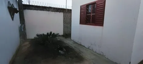Alugar Casa / Padr&atilde;o em S&atilde;o Jos&eacute; do Rio Preto R$ 1.000,00 - Foto 2