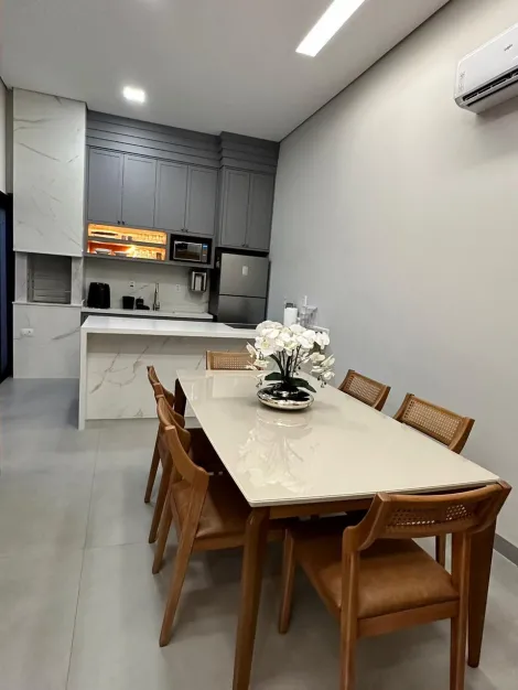 Comprar Casa / Padr&atilde;o em S&atilde;o Jos&eacute; do Rio Preto R$ 700.000,00 - Foto 4