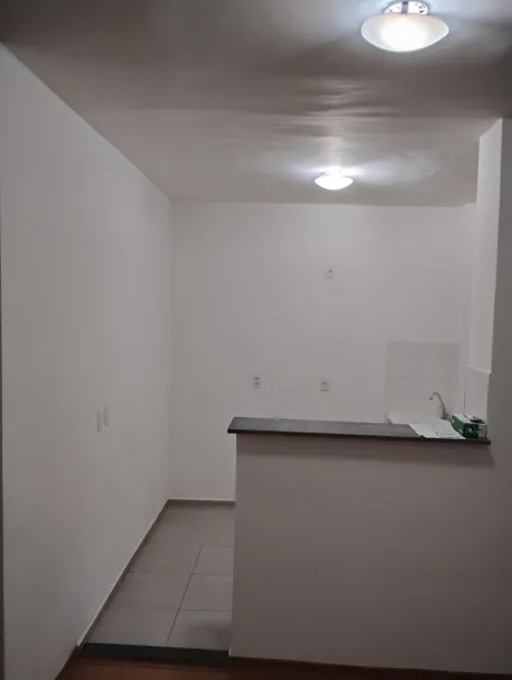 Alugar Apartamento / Padr&atilde;o em S&atilde;o Jos&eacute; do Rio Preto. apenas R$ 230.000,00