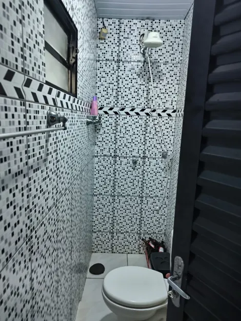 Comprar Casa / Padr&atilde;o em S&atilde;o Jos&eacute; do Rio Preto R$ 220.000,00 - Foto 4