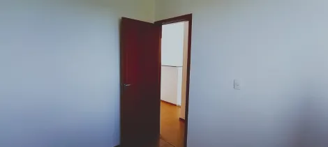 Alugar Apartamento / Padr&atilde;o em S&atilde;o Jos&eacute; do Rio Preto R$ 1.015,00 - Foto 14