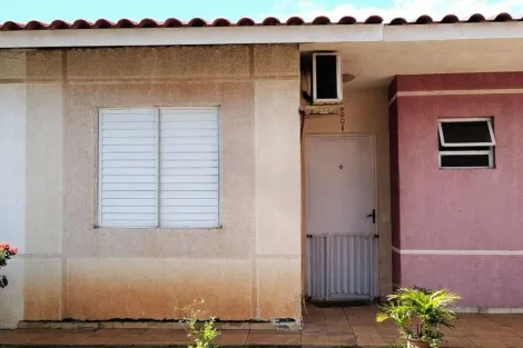 Alugar Casa / Condom&iacute;nio em S&atilde;o Jos&eacute; do Rio Preto. apenas R$ 210.000,00
