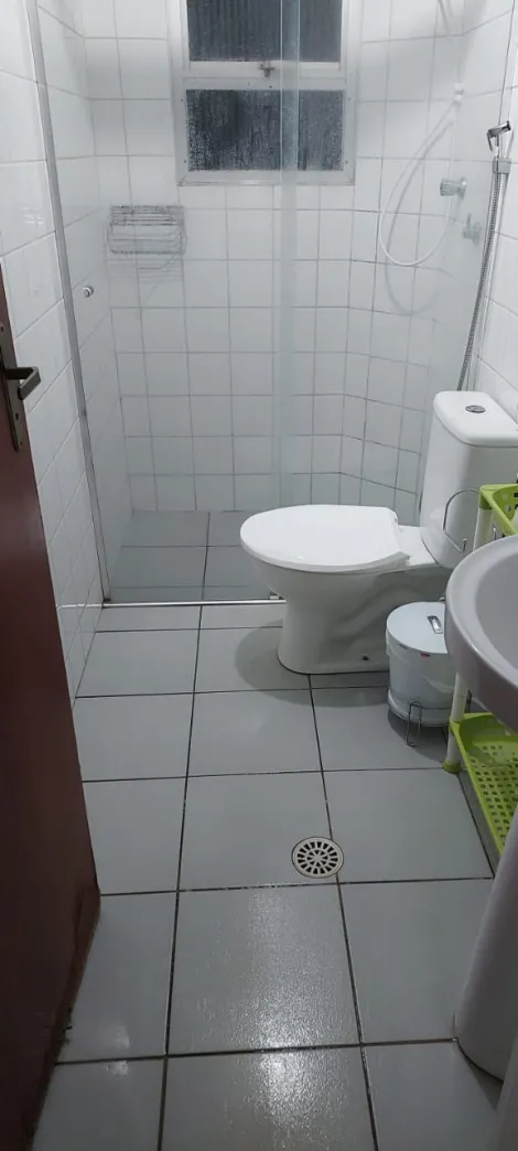 Alugar Apartamento / Padr&atilde;o em S&atilde;o Jos&eacute; do Rio Preto R$ 1.000,00 - Foto 11