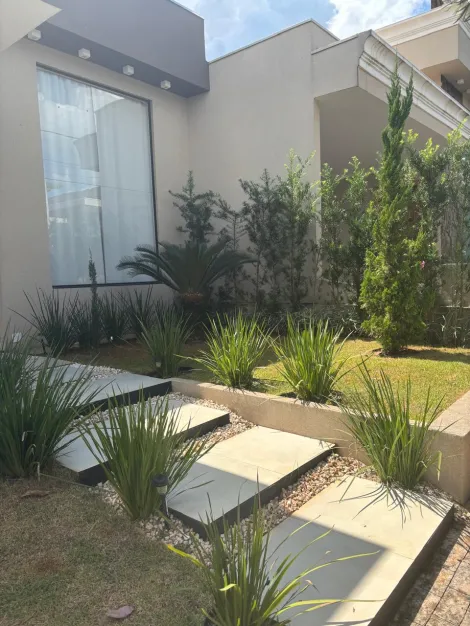 Alugar Casa / Condom&iacute;nio em S&atilde;o Jos&eacute; do Rio Preto. apenas R$ 800.000,00