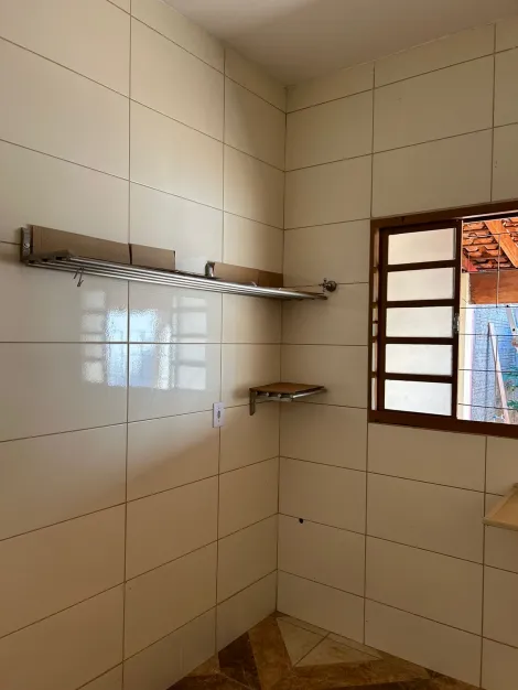 Comprar Casa / Padr&atilde;o em S&atilde;o Jos&eacute; do Rio Preto R$ 250.000,00 - Foto 9