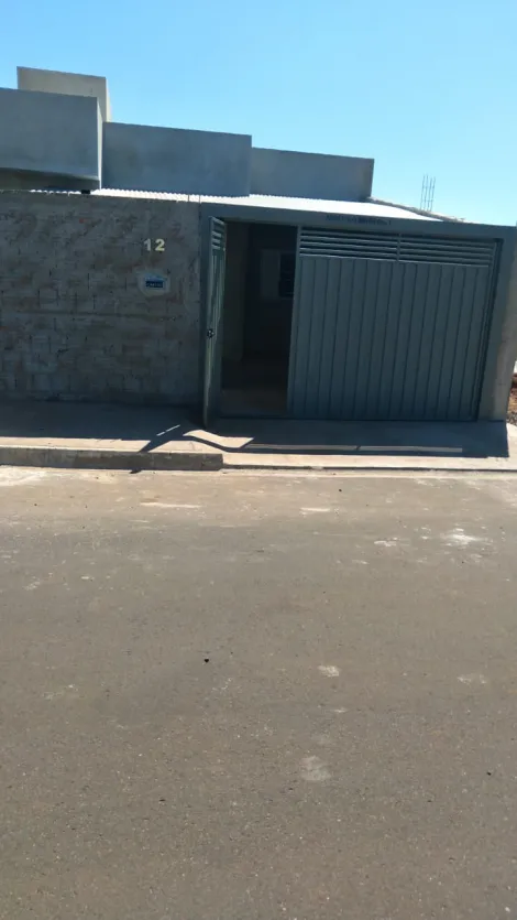 Casa / Padr&atilde;o em Guapia&ccedil;u 