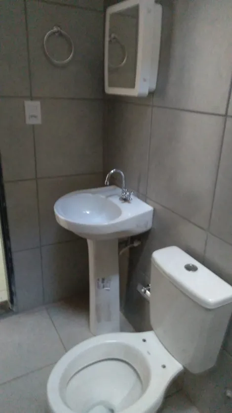 Alugar Casa / Padr&atilde;o em Guapia&ccedil;u R$ 1.200,00 - Foto 9