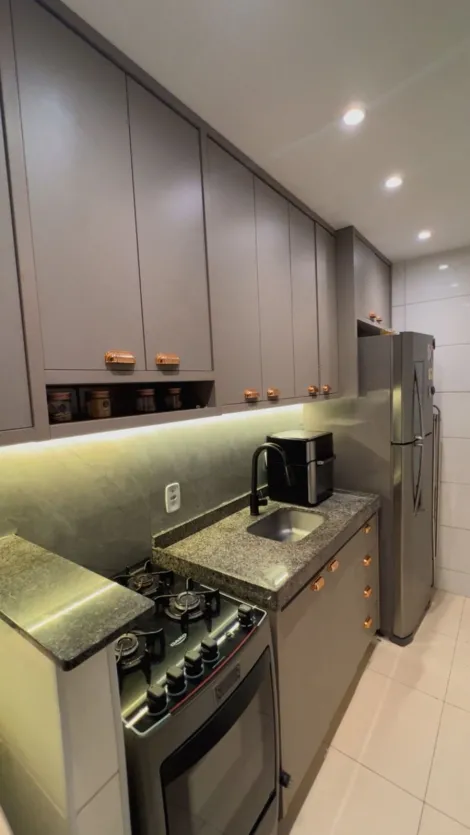 Comprar Apartamento / Padr&atilde;o em S&atilde;o Jos&eacute; do Rio Preto R$ 310.000,00 - Foto 10