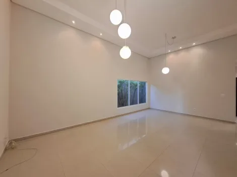 Casa / Condom&iacute;nio em S&atilde;o Jos&eacute; do Rio Preto 