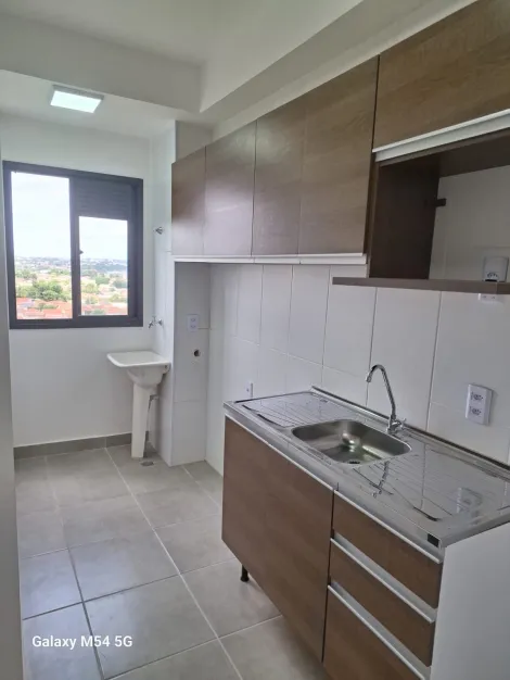 Alugar Apartamento / Padr&atilde;o em S&atilde;o Jos&eacute; do Rio Preto R$ 1.200,00 - Foto 4