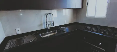Alugar Casa / Condom&iacute;nio em S&atilde;o Jos&eacute; do Rio Preto R$ 1.000,00 - Foto 4