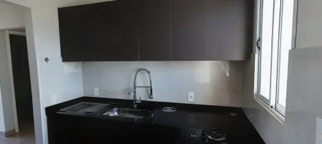 Alugar Casa / Condom&iacute;nio em S&atilde;o Jos&eacute; do Rio Preto R$ 1.000,00 - Foto 5