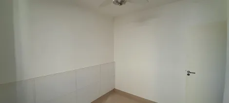 Alugar Apartamento / Padr&atilde;o em S&atilde;o Jos&eacute; do Rio Preto R$ 1.300,00 - Foto 9
