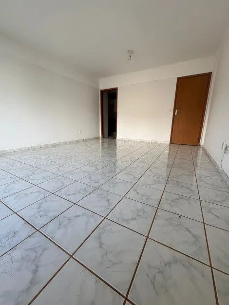 Comprar Apartamento / Padr&atilde;o em S&atilde;o Jos&eacute; do Rio Preto R$ 380.000,00 - Foto 2