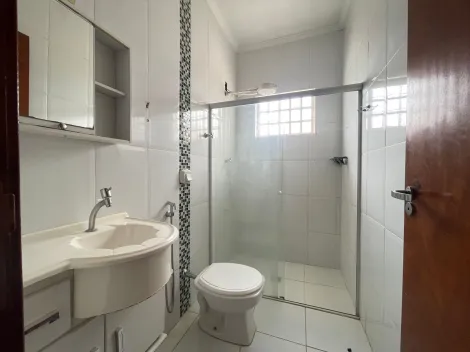 Alugar Casa / Padr&atilde;o em Mirassol R$ 2.700,00 - Foto 3