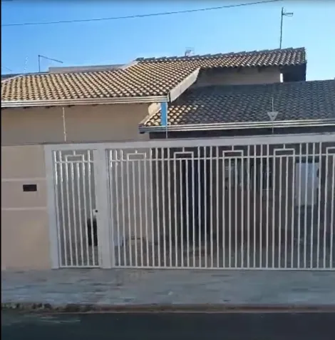 Casa / Padr&atilde;o em Mirassol 