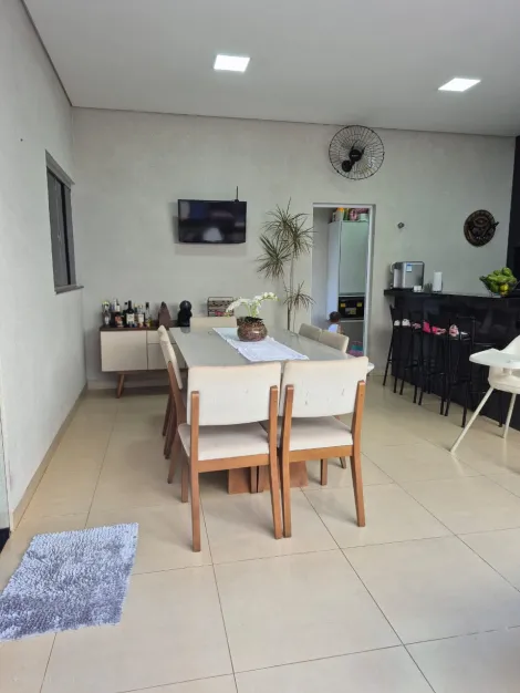 Comprar Casa / Padr&atilde;o em S&atilde;o Jos&eacute; do Rio Preto R$ 590.000,00 - Foto 3