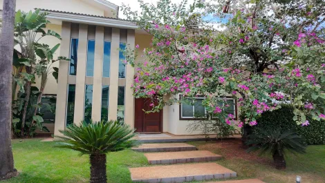 Casa / Condom&iacute;nio em S&atilde;o Jos&eacute; do Rio Preto 