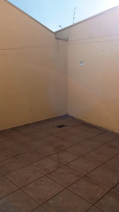Comprar Casa / Padr&atilde;o em Catanduva R$ 283.000,00 - Foto 2