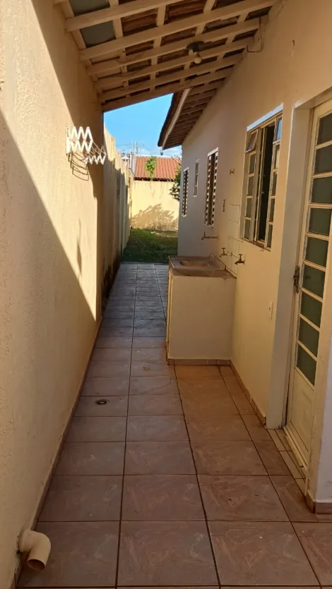 Comprar Casa / Padr&atilde;o em Catanduva R$ 283.000,00 - Foto 6