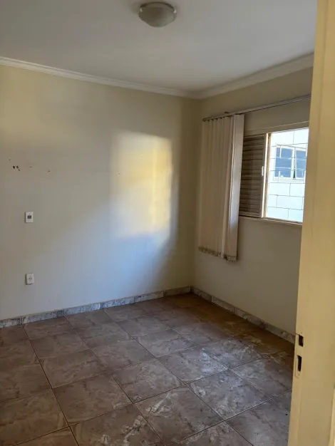 Comprar Casa / Padr&atilde;o em S&atilde;o Jos&eacute; do Rio Preto R$ 450.000,00 - Foto 8