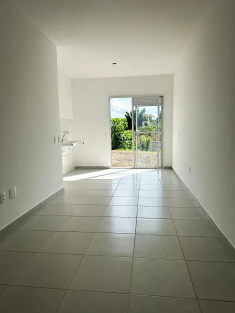 Alugar Casa / Condom&iacute;nio em Bady Bassitt. apenas R$ 240.000,00