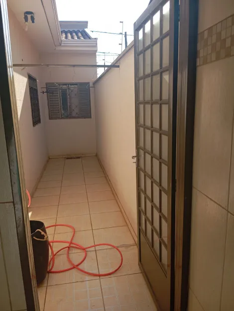 Comprar Casa / Padr&atilde;o em S&atilde;o Jos&eacute; do Rio Preto R$ 380.000,00 - Foto 18