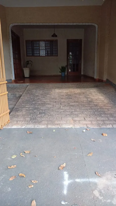 Alugar Casa / Padr&atilde;o em S&atilde;o Jos&eacute; do Rio Preto. apenas R$ 500.000,00