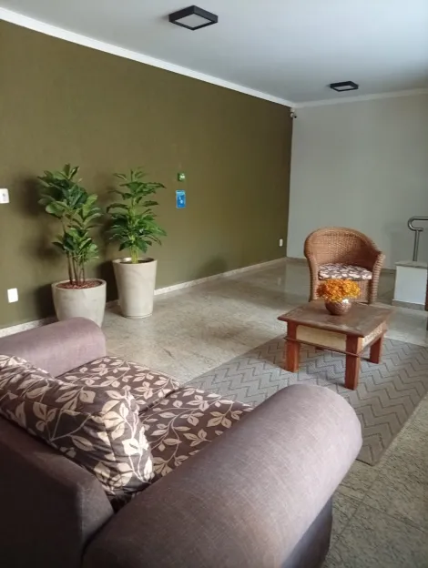 Apartamento / Padr&atilde;o em S&atilde;o Jos&eacute; do Rio Preto 
