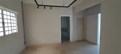Alugar Casa / Padr&atilde;o em S&atilde;o Jos&eacute; do Rio Preto R$ 2.500,00 - Foto 6