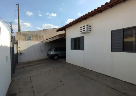 Comprar Casa / Padr&atilde;o em Mirassol R$ 300.000,00 - Foto 5
