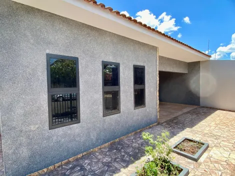 Alugar Casa / Padr&atilde;o em S&atilde;o Jos&eacute; do Rio Preto. apenas R$ 479.000,00