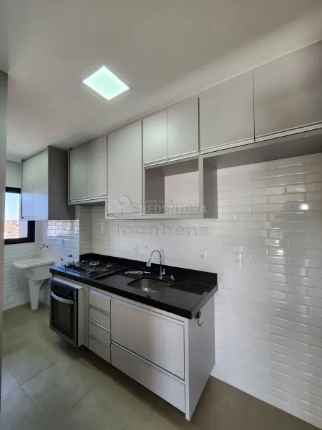 Alugar Apartamento / Padr&atilde;o em S&atilde;o Jos&eacute; do Rio Preto R$ 3.000,00 - Foto 4
