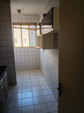 Comprar Apartamento / Padr&atilde;o em S&atilde;o Jos&eacute; do Rio Preto R$ 185.000,00 - Foto 2