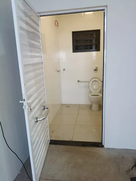 Alugar Comercial / Sal&atilde;o em S&atilde;o Jos&eacute; do Rio Preto R$ 4.000,00 - Foto 4