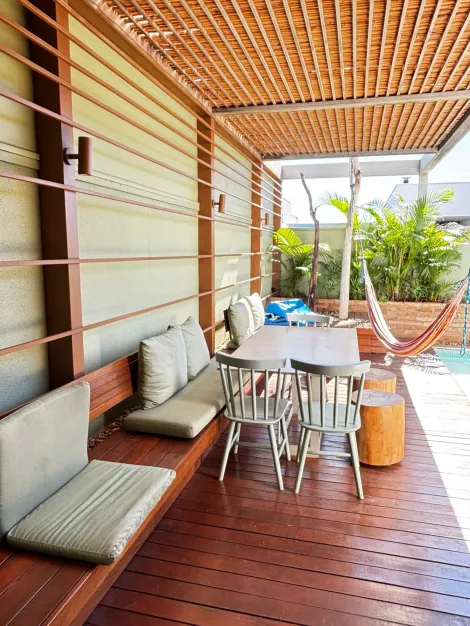 Casa / Condom&iacute;nio em S&atilde;o Jos&eacute; do Rio Preto 