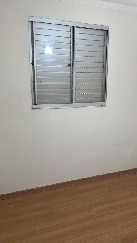 Alugar Apartamento / Padr&atilde;o em S&atilde;o Jos&eacute; do Rio Preto R$ 800,00 - Foto 2