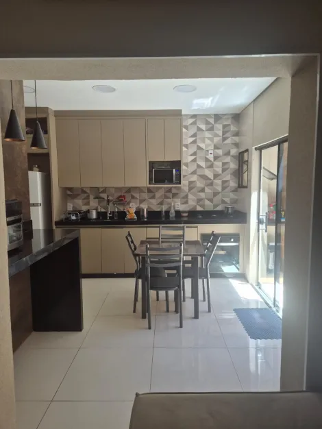 Apartamento / Padr&atilde;o em S&atilde;o Jos&eacute; do Rio Preto 