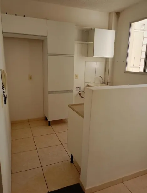 Comprar Apartamento / Padr&atilde;o em S&atilde;o Jos&eacute; do Rio Preto R$ 180.000,00 - Foto 5