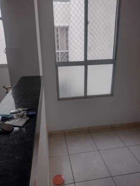 Alugar Apartamento / Padr&atilde;o em S&atilde;o Jos&eacute; do Rio Preto R$ 900,00 - Foto 2