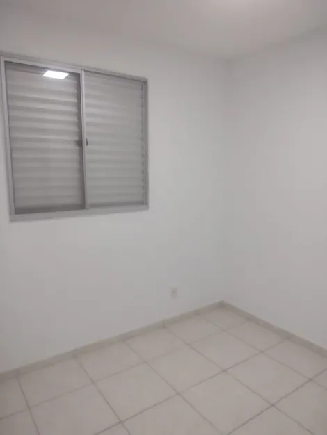 Alugar Apartamento / Padr&atilde;o em S&atilde;o Jos&eacute; do Rio Preto R$ 900,00 - Foto 7