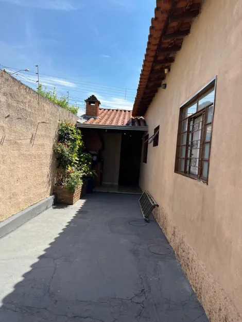 Comprar Casa / Padr&atilde;o em S&atilde;o Jos&eacute; do Rio Preto R$ 330.000,00 - Foto 2
