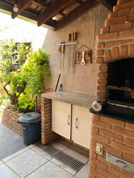 Alugar Casa / Padr&atilde;o em S&atilde;o Jos&eacute; do Rio Preto. apenas R$ 330.000,00