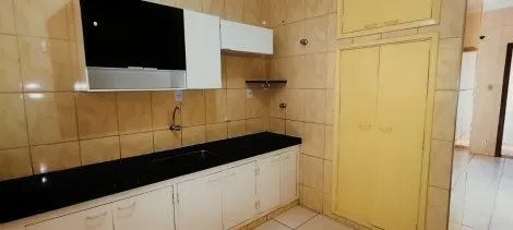 Alugar Casa / Padr&atilde;o em S&atilde;o Jos&eacute; do Rio Preto R$ 2.500,00 - Foto 4
