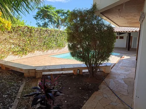 Casa / Sobrado em S&atilde;o Jos&eacute; do Rio Preto 