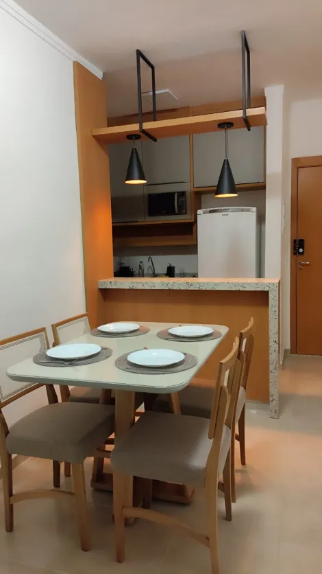 Alugar Apartamento / Padr&atilde;o em S&atilde;o Jos&eacute; do Rio Preto R$ 2.400,00 - Foto 4
